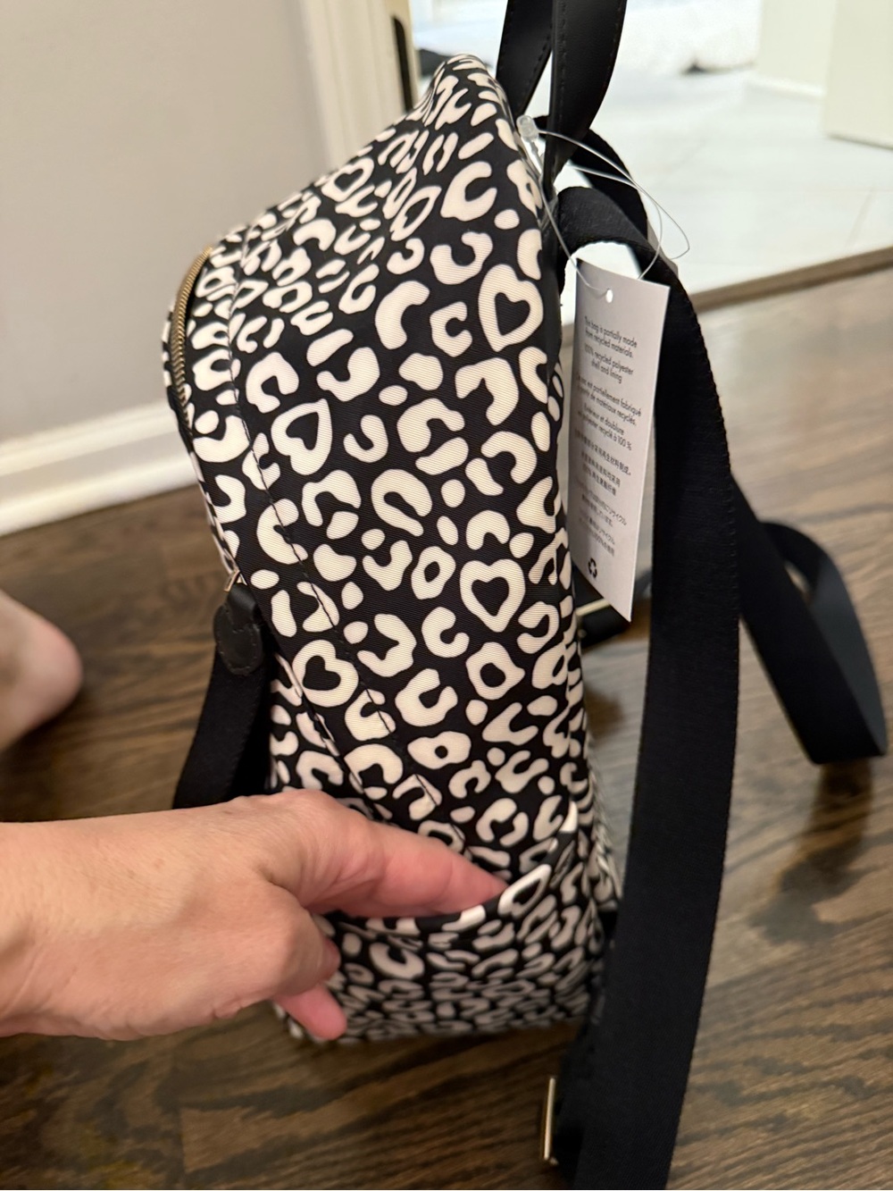 Kate spade Black & White Heart Leopard Print Backpack NWT New! - Picture 5 of 8